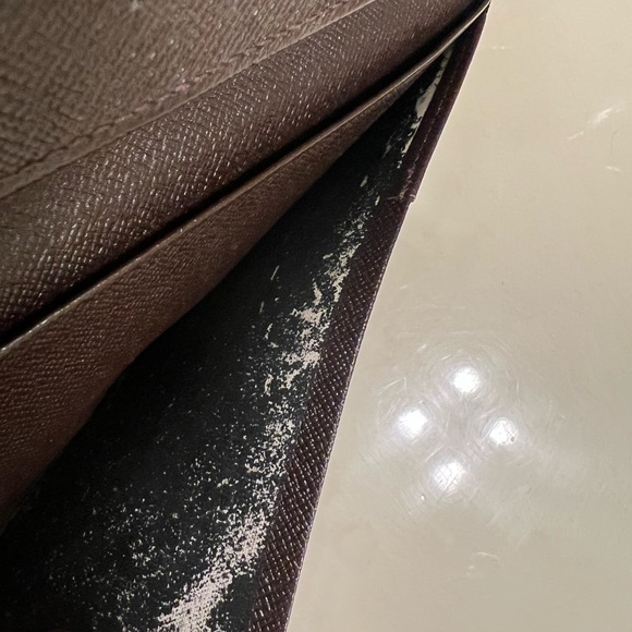 Authentic Louis Vuitton Checkbook wallet - Picture 5 of 5